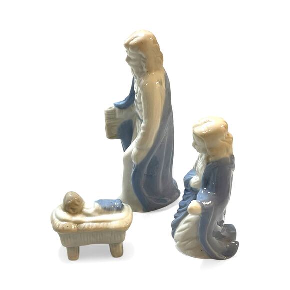 Vintage 3-Piece Nativity Set | Ceramic Holy Family Figurines - Picture 7 of 8